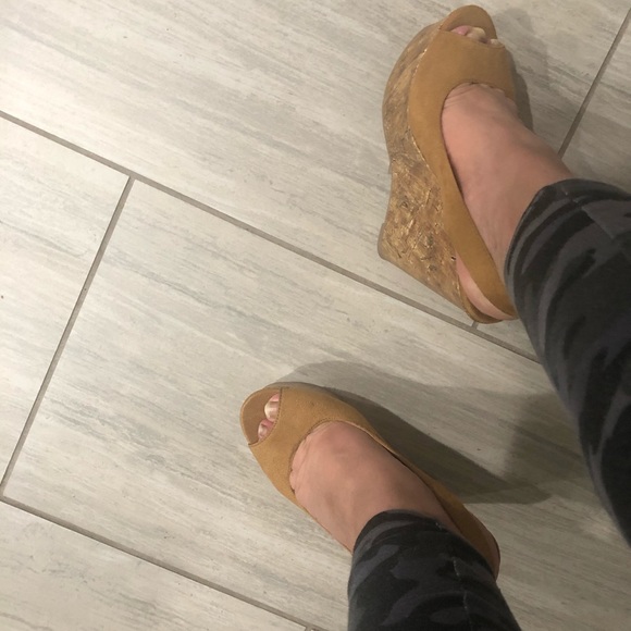 Brown Platform Wedges - Picture 4 of 9